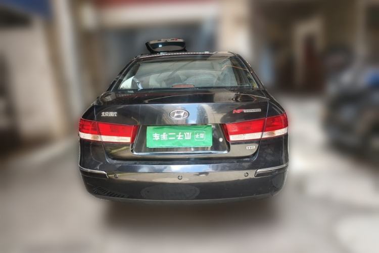 Used Hyundai NF 2006 2.0L Automatic Luxury Edition Rear