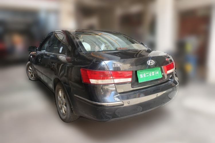 Used Hyundai NF 2006 2.0L Automatic Luxury Edition Rear Left 45 Deg