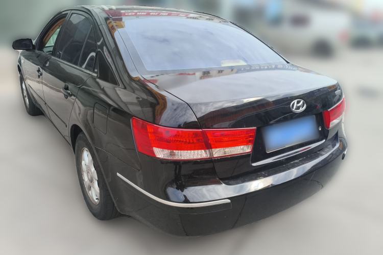 Used Hyundai NF 2006 2.0L Manual Comfort Version Rear Left 45 Deg