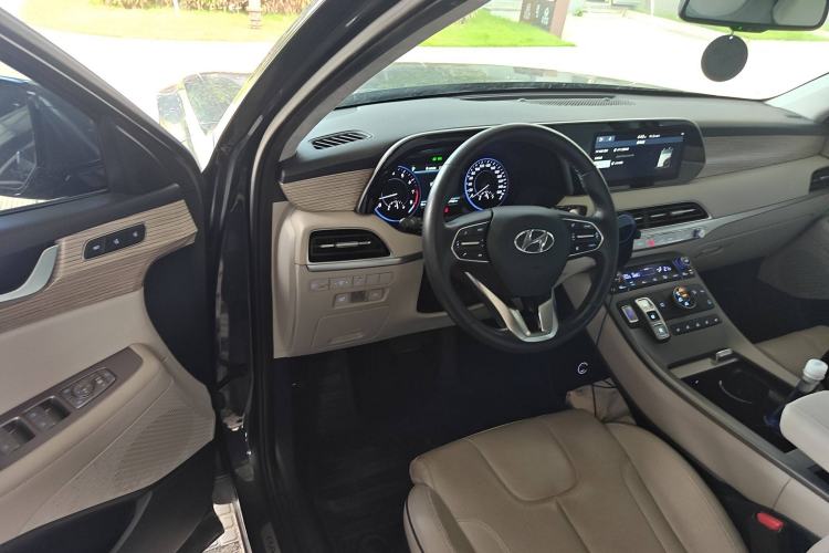 Used Hyundai Palisade 2021 3.5L Automatic 4x4 GLS Driver Seat