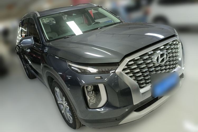 Used Hyundai Palisade 2021 3.5L Automatic 4x4 GLS Front Right 45 Deg