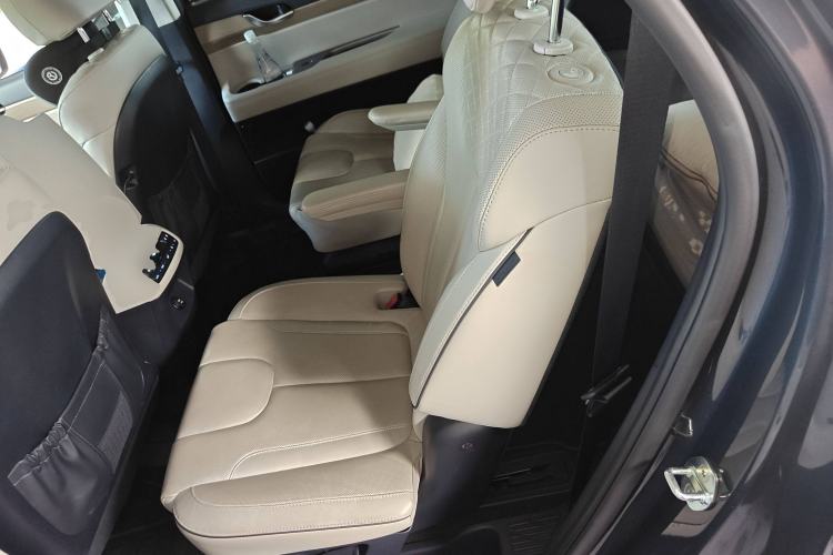 Used Hyundai Palisade 2021 3.5L Automatic 4x4 GLS Left Rear Seat