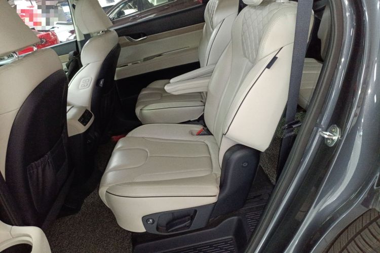 Used Hyundai Palisade 2021 3.5L Automatic 4x4 GLS Left Rear Seat