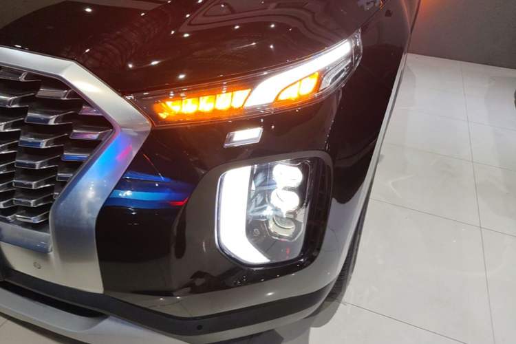 Used Hyundai Palisade 2021 3.5L Automatic 4x4 GLS Left Front Headlight