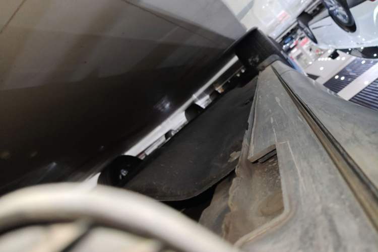 Used Hyundai Palisade 2021 3.5L Automatic 4x4 GLS Left Side Sill