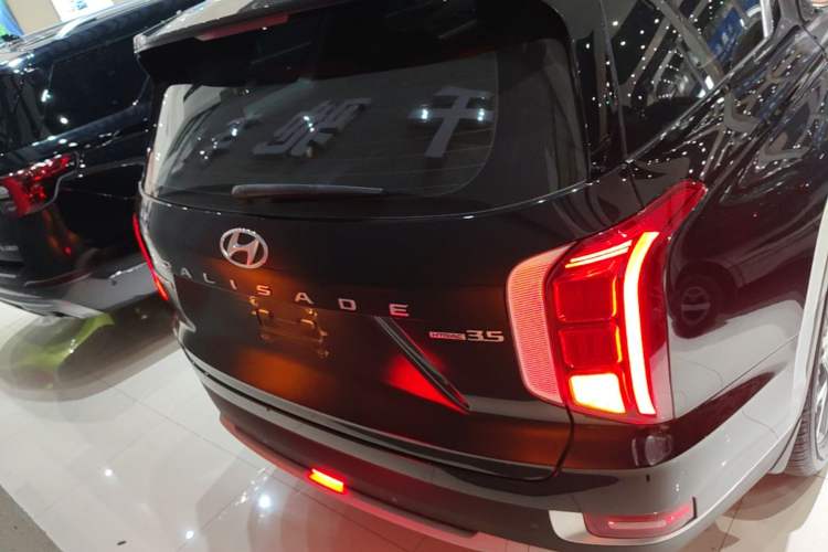 Used Hyundai Palisade 2021 3.5L Automatic 4x4 GLS Rear