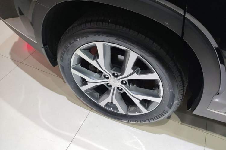 Used Hyundai Palisade 2021 3.5L Automatic 4x4 GLS Right Rear Wheel Hub