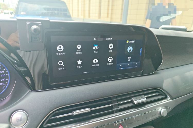 Used Hyundai Palisade 2021 3.5L Automatic 4x4 GLS Audio And AC Panel