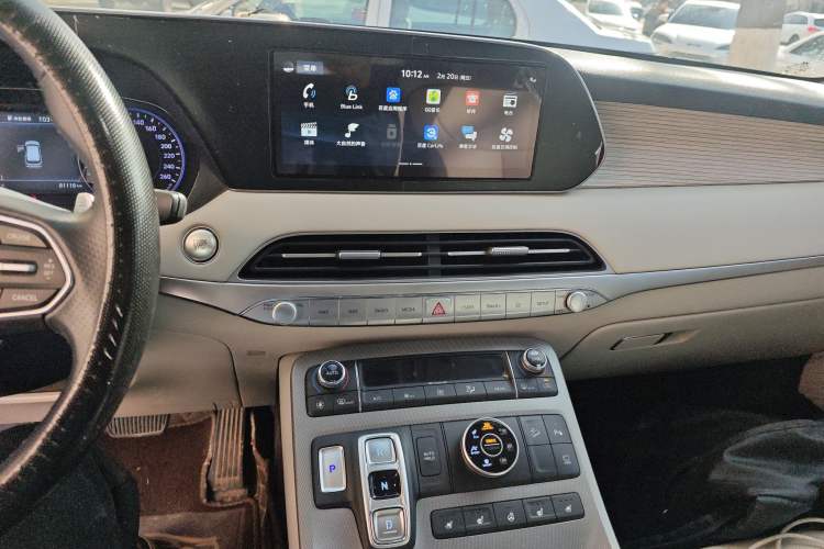 Used Hyundai Palisade 2021 3.5L Automatic 4x4 GLS Audio And AC Panel
