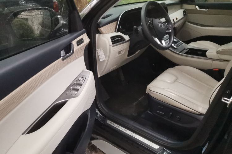 Used Hyundai Palisade 2021 3.5L Automatic 4x4 GLS Driver Seat