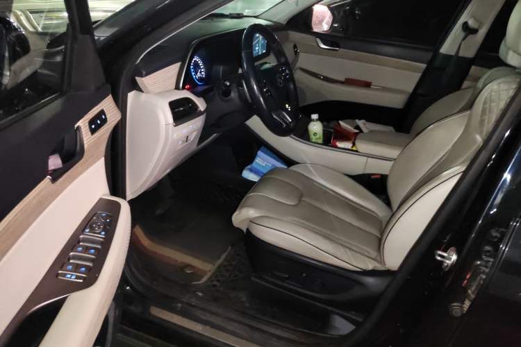 Used Hyundai Palisade 2021 3.5L Automatic 4x4 GLS Driver Seat