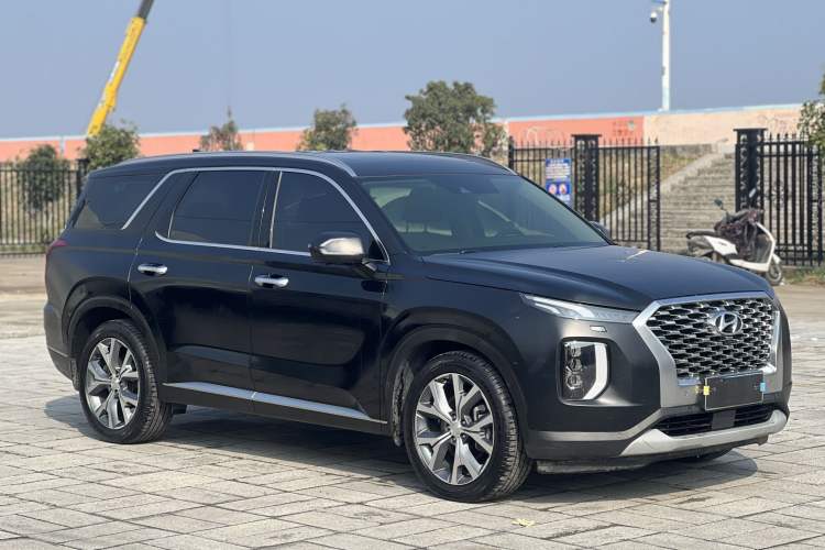 Used Hyundai Palisade 2021 3.5L Automatic 4x4 GLS Exterior 2