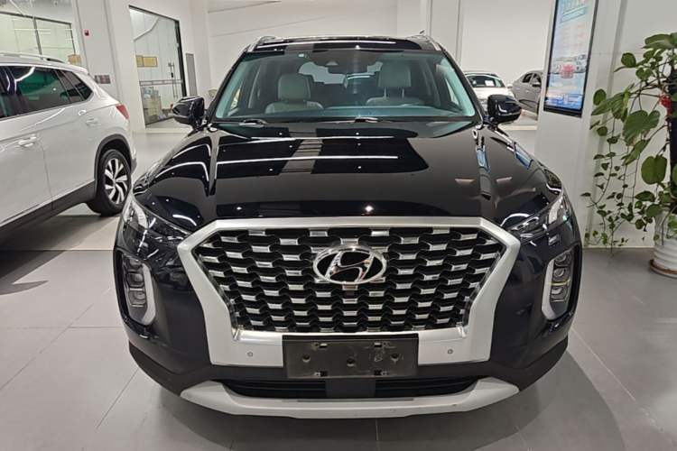 Used Hyundai Palisade 2021 3.5L Automatic 4x4 GLS Front