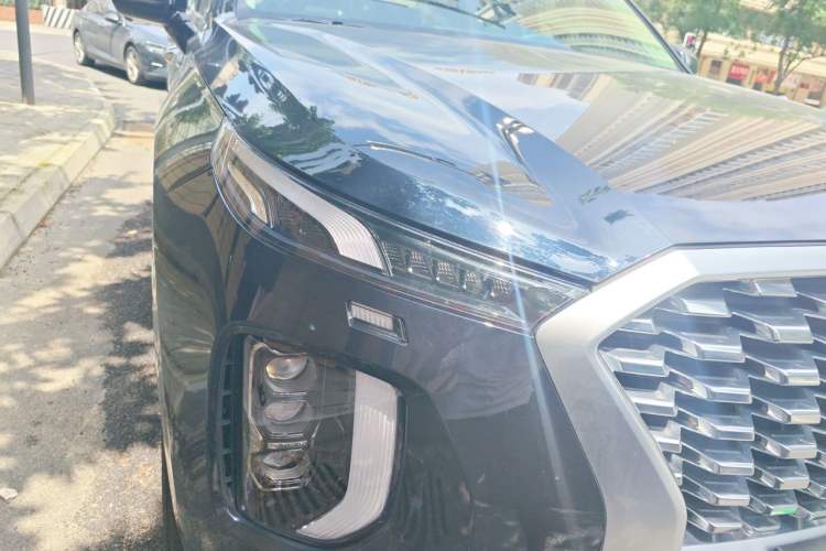 Used Hyundai Palisade 2021 3.5L Automatic 4x4 GLS Right Front Headlight