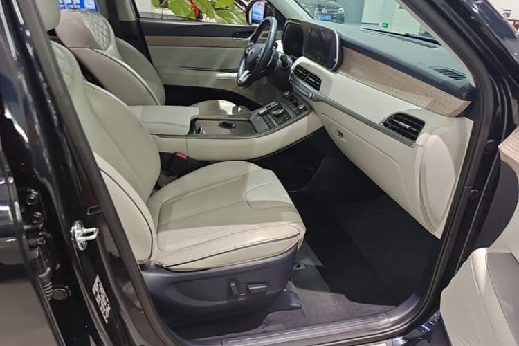 Used Hyundai Palisade 2021 3.5L Automatic 4x4 GLS Right Front Seat