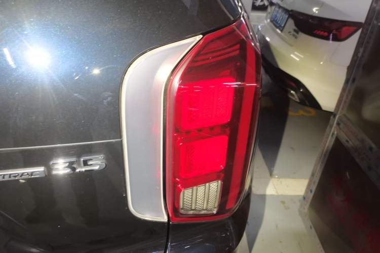 Used Hyundai Palisade 2021 3.5L Automatic 4x4 GLS Right Rear Taillight