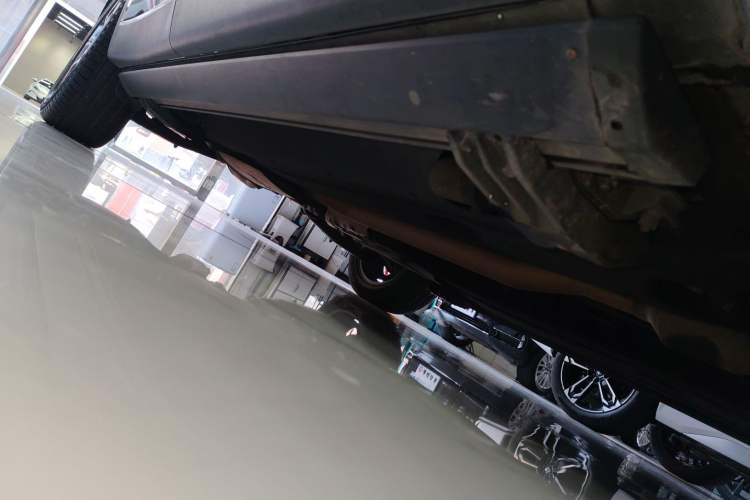 Used Hyundai Palisade 2021 3.5L Automatic 4x4 GLS Right Side Sill