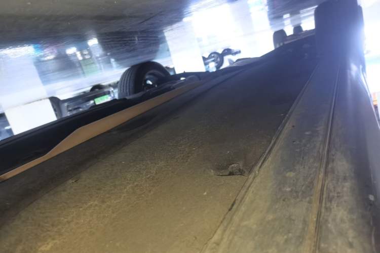 Used Hyundai Palisade 2021 3.5L Automatic 4x4 GLS Right Side Sill