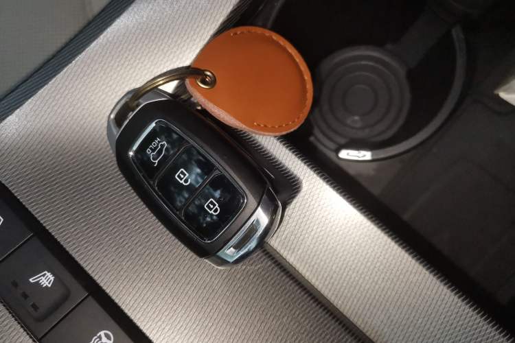 Used Hyundai Palisade 2021 3.5L Automatic 4x4 GLS Vehicle Key