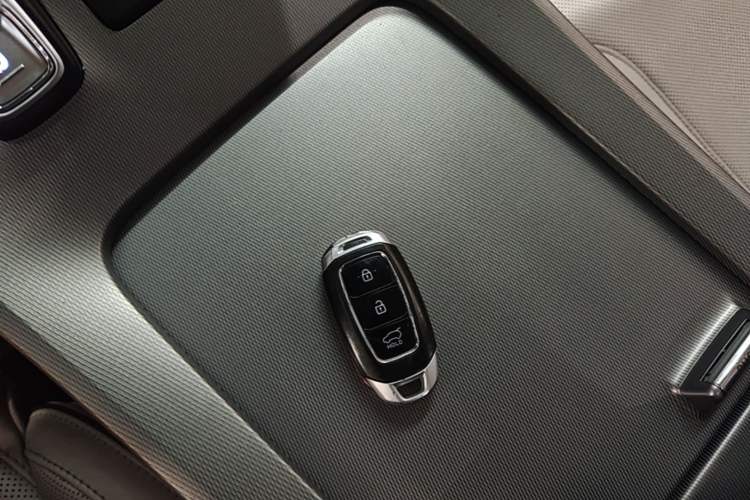 Used Hyundai Palisade 2021 3.5L Automatic 4x4 GLS Vehicle Key