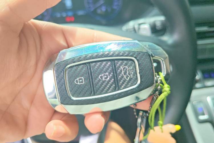 Used Hyundai Palisade 2021 3.5L Automatic 4x4 GLS Vehicle Key