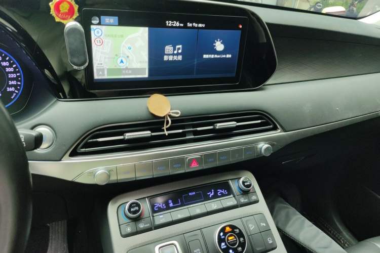 Used Hyundai Palisade 2021 3.5L Automatic 4x4 GLS Audio And AC Panel