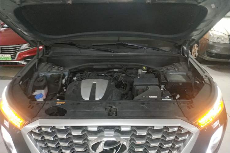 Used Hyundai Palisade 2021 3.5L Automatic 4x4 GLS Engine Bay