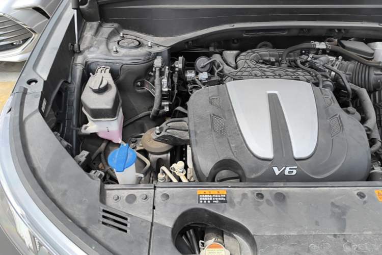 Used Hyundai Palisade 2021 3.5L Automatic 4x4 GLS Engine Bay Right