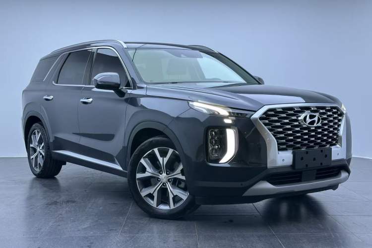 Used Hyundai Palisade 2021 3.5L Automatic 4x4 GLS Exterior 4