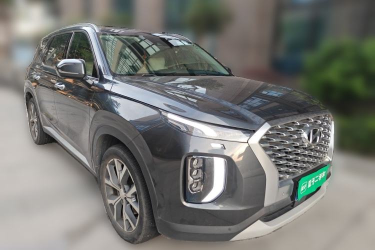 Used Hyundai Palisade 2021 3.5L Automatic 4x4 GLS Front Right 45 Deg