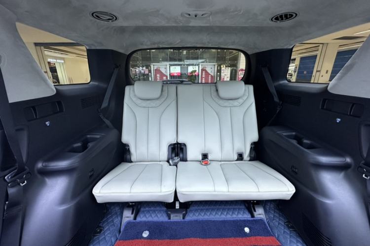 Used Hyundai Palisade 2021 3.5L Automatic 4x4 GLS Interior 8