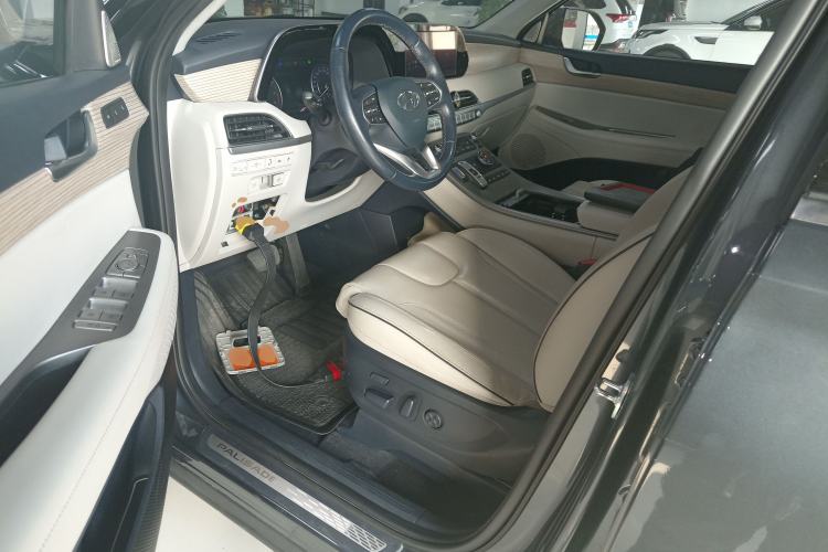 Used Hyundai Palisade 2021 3.5L Automatic 4x4 GLS Left Front Seat