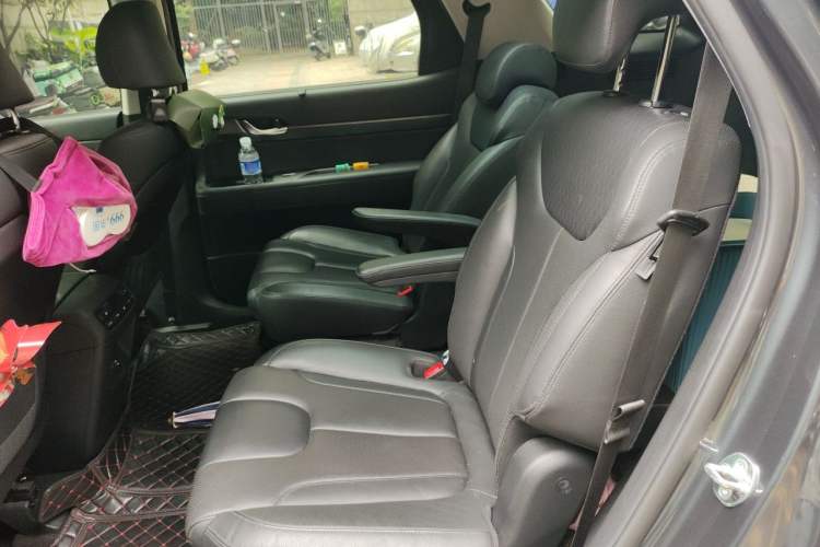 Used Hyundai Palisade 2021 3.5L Automatic 4x4 GLS Left Rear Seat
