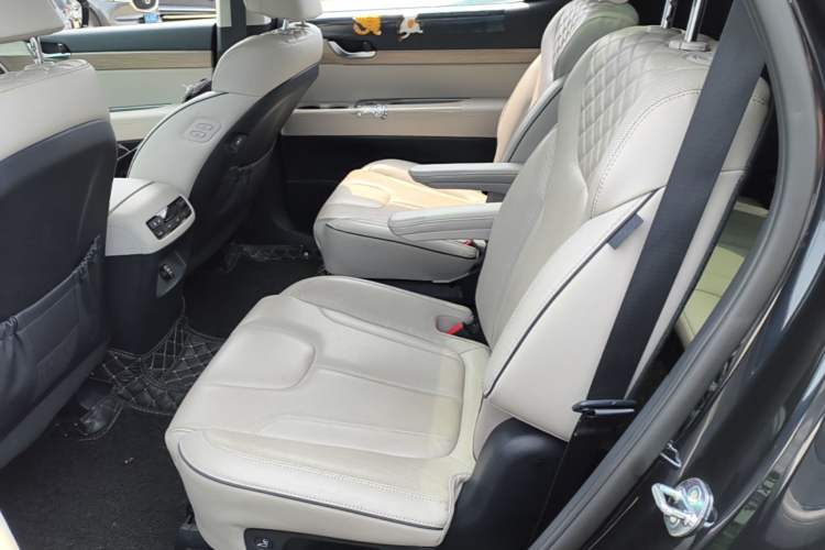 Used Hyundai Palisade 2021 3.5L Automatic 4x4 GLS Left Rear Seat