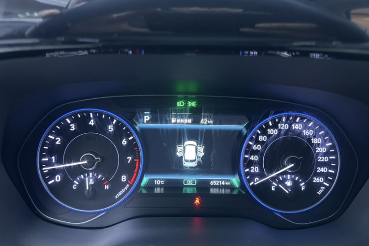 Used Hyundai Palisade 2021 3.5L Automatic 4x4 GLS Odometer Close Up
