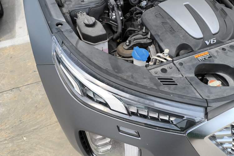 Used Hyundai Palisade 2021 3.5L Automatic 4x4 GLS Right Front Headlight