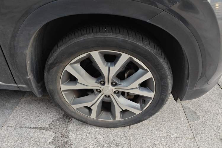 Used Hyundai Palisade 2021 3.5L Automatic 4x4 GLS Right Front Wheel Hub