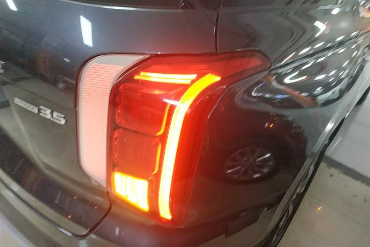 Used Hyundai Palisade 2021 3.5L Automatic 4x4 GLS Right Rear Taillight