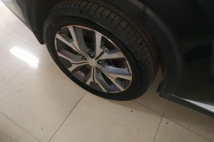 Used Hyundai Palisade 2021 3.5L Automatic 4x4 GLS Right Rear Wheel Hub