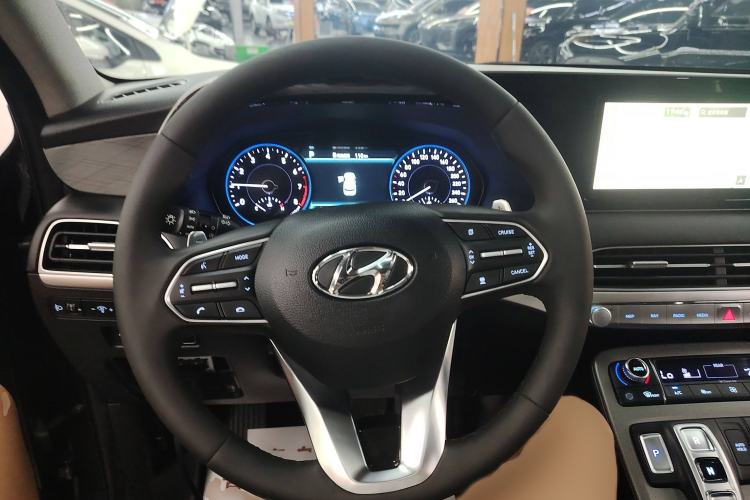Used Hyundai Palisade 2021 3.5L Automatic 4x4 GLS Steering Wheel