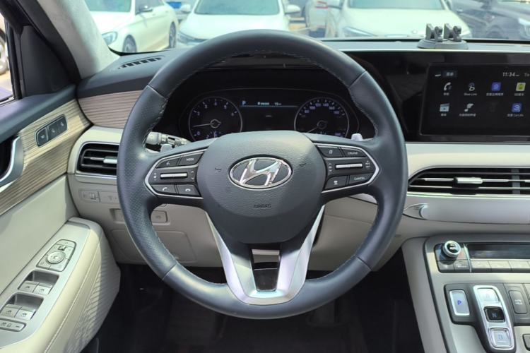 Used Hyundai Palisade 2021 3.5L Automatic 4x4 GLS Steering Wheel