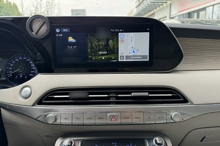 Used Hyundai Palisade 2021 3.5L Automatic 4x4 GLS Interior 10