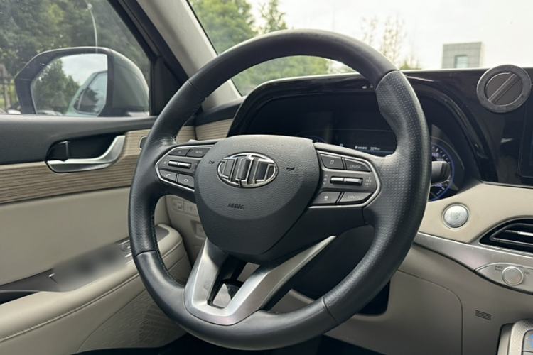 Used Hyundai Palisade 2021 3.5L Automatic 4x4 GLS Interior 6