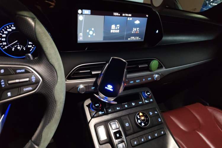 Used Hyundai Palisade 2021 3.5L Automatic 4x4 GLS Audio And AC Panel