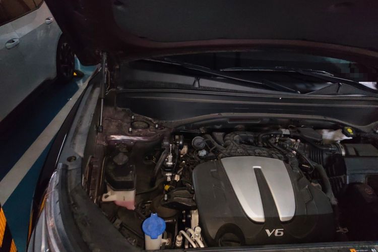 Used Hyundai Palisade 2021 3.5L Automatic 4x4 GLS Engine Bay Right