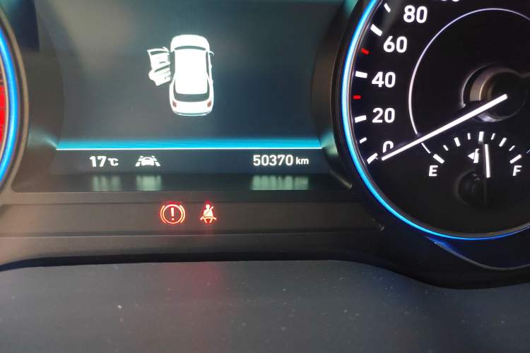 Used Hyundai Palisade 2021 3.5L Automatic 4x4 GLS Odometer Close Up