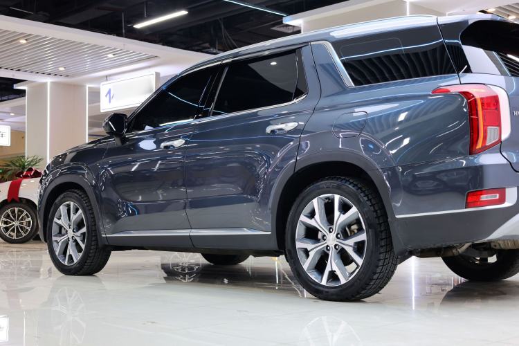 Used Hyundai Palisade 2021 3.5L Automatic 4x4 GLS Exterior 9