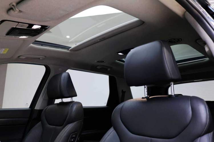 Used Hyundai Palisade 2021 3.5L Automatic 4x4 GLS Headliner