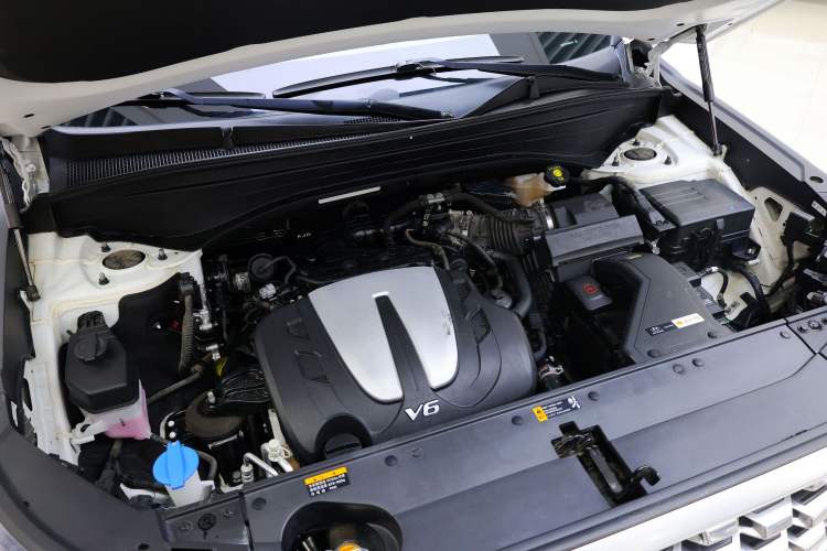 Used Hyundai Palisade 2021 3.5L Automatic 4x4 GLS Engine Bay