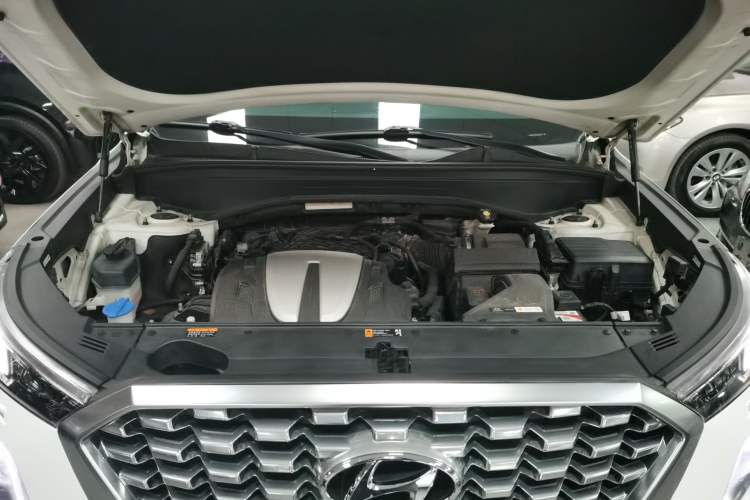Used Hyundai Palisade 2021 3.5L Automatic 4x4 GLS Engine Bay